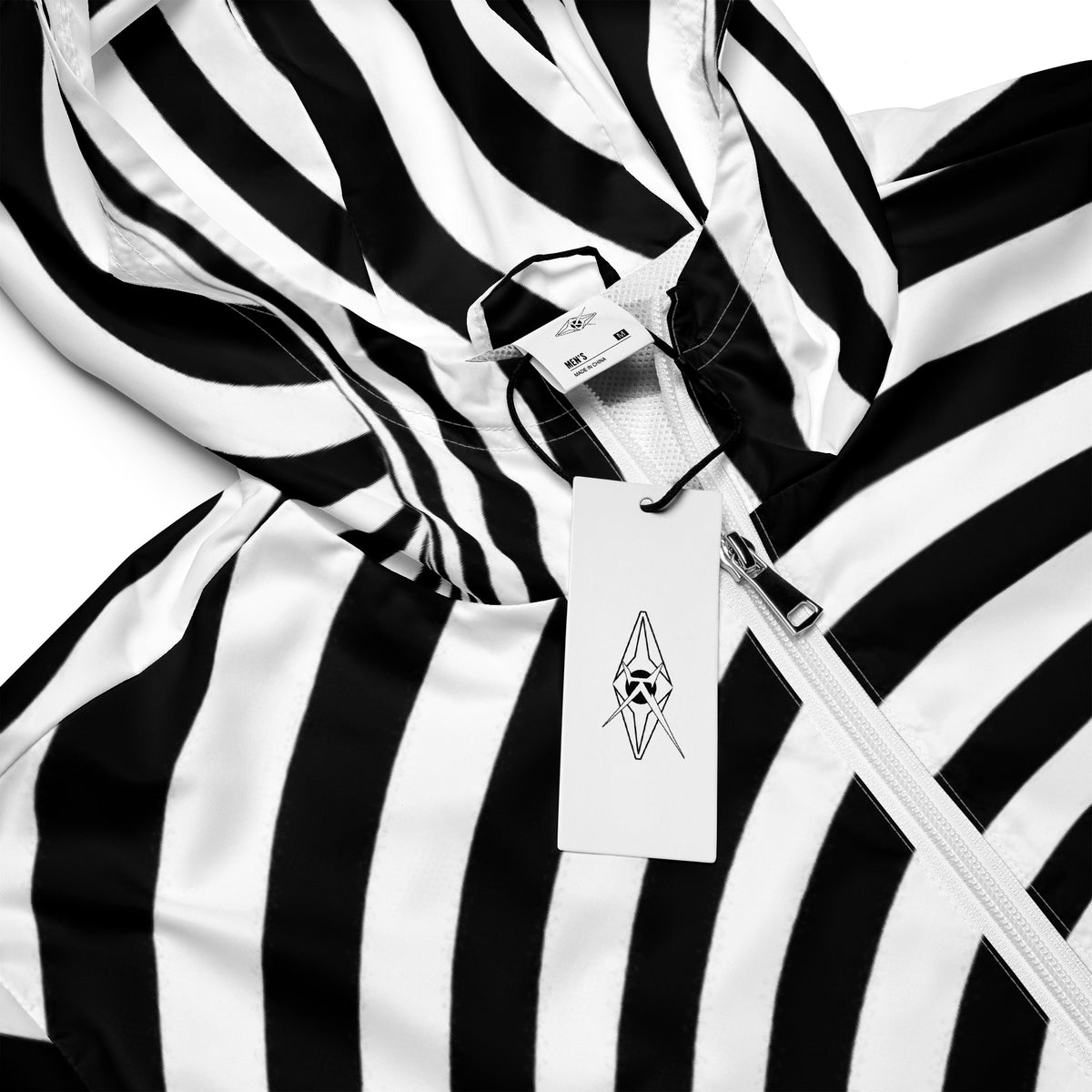 LUXE CYCLONE WINDBREAKER